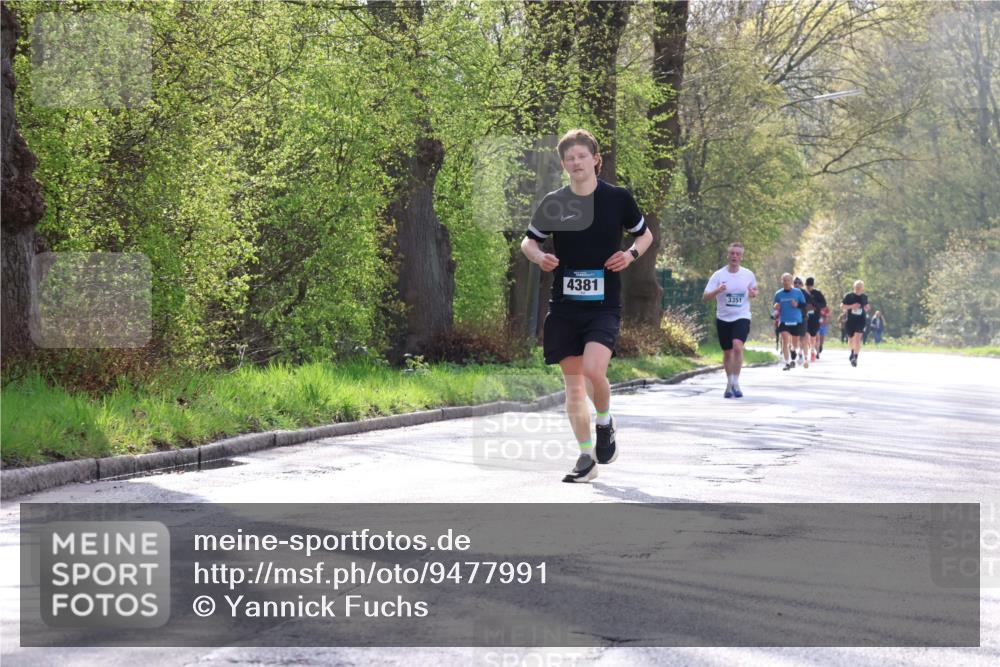 12.04.2026 - 45. Internationalen Wilhelmsburger Insellauf Yannick Fuchs http://msf.ph/oto/9477991 12.04.2026 10:14:51 Laufen 4381, 3351 meine-sportfotos.de