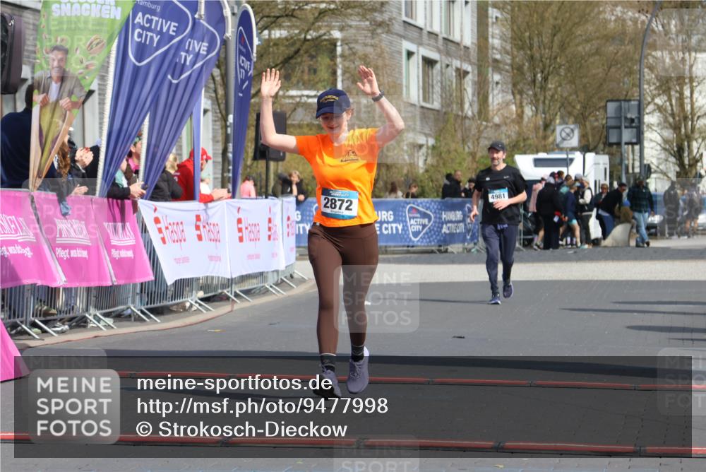 12.04.2026 - 45. Internationalen Wilhelmsburger Insellauf Strokosch-Dieckow http://msf.ph/oto/9477998 12.04.2026 11:41:05 Ziel 2872 meine-sportfotos.de