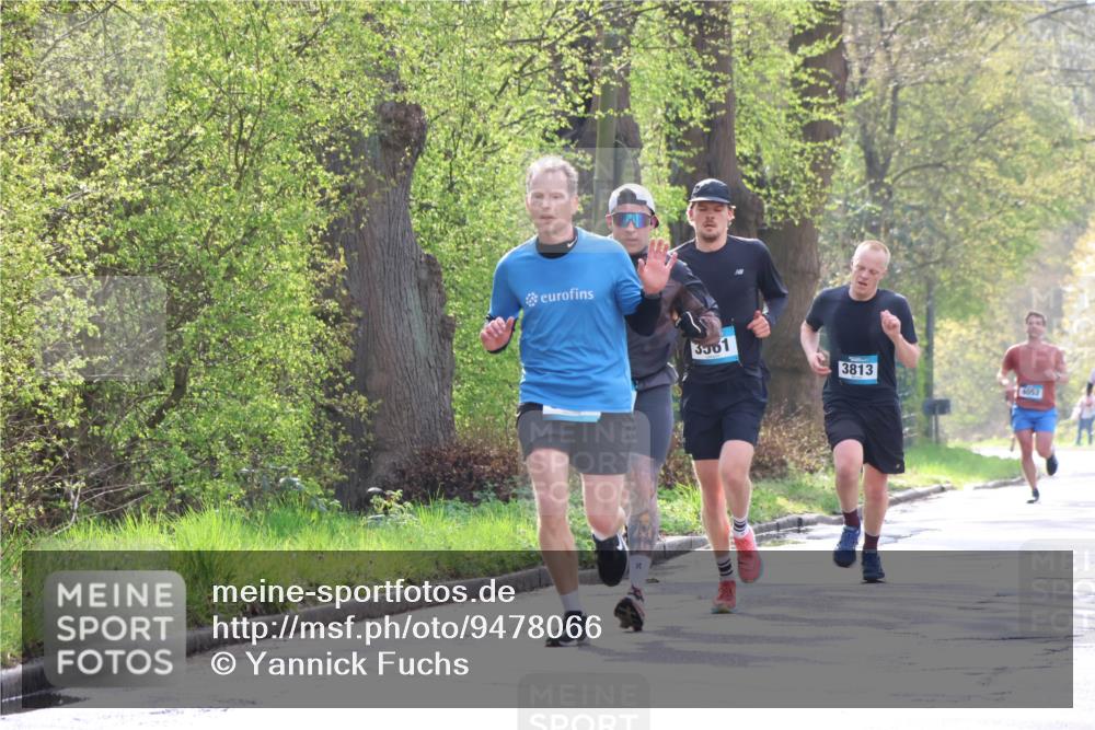12.04.2026 - 45. Internationalen Wilhelmsburger Insellauf Yannick Fuchs http://msf.ph/oto/9478066 12.04.2026 10:15:03 Laufen 8, 3501, 3813, 4052 meine-sportfotos.de