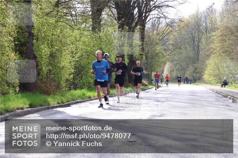 12.04.2026 - 45. Internationalen Wilhelmsburger Insellauf Yannick Fuchs http://msf.ph/oto/9478077 12.04.2026 10:15:04 Laufen 356 meine-sportfotos.de