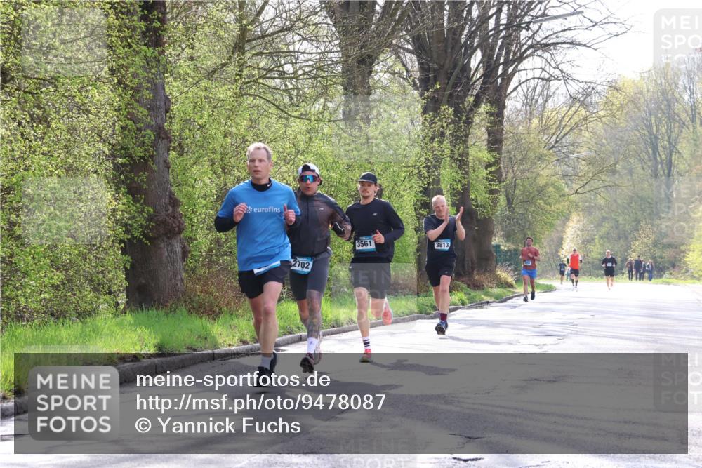 12.04.2026 - 45. Internationalen Wilhelmsburger Insellauf Yannick Fuchs http://msf.ph/oto/9478087 12.04.2026 10:15:05 Laufen 2702, 3561, 3813 meine-sportfotos.de