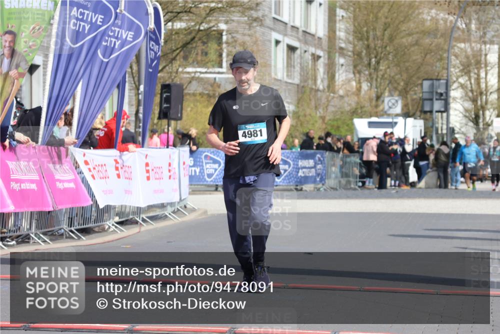 12.04.2026 - 45. Internationalen Wilhelmsburger Insellauf Strokosch-Dieckow http://msf.ph/oto/9478091 12.04.2026 11:41:11 Ziel 4981 meine-sportfotos.de