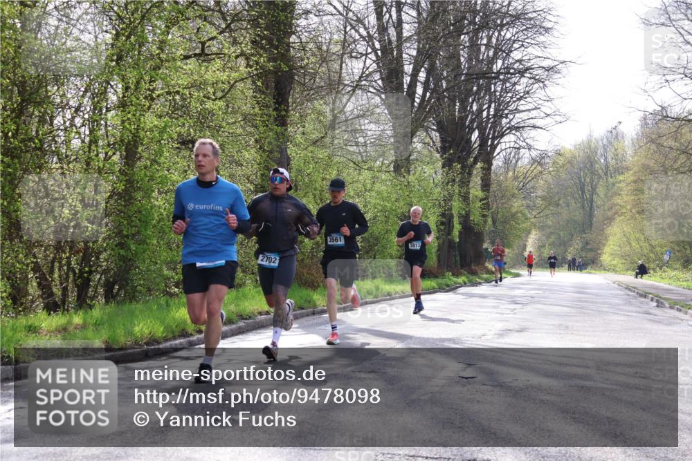 12.04.2026 - 45. Internationalen Wilhelmsburger Insellauf Yannick Fuchs http://msf.ph/oto/9478098 12.04.2026 10:15:07 Laufen 2702, 3561, 3813 meine-sportfotos.de