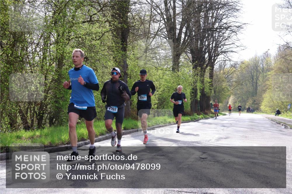 12.04.2026 - 45. Internationalen Wilhelmsburger Insellauf Yannick Fuchs http://msf.ph/oto/9478099 12.04.2026 10:15:07 Laufen 2702, 3561 meine-sportfotos.de