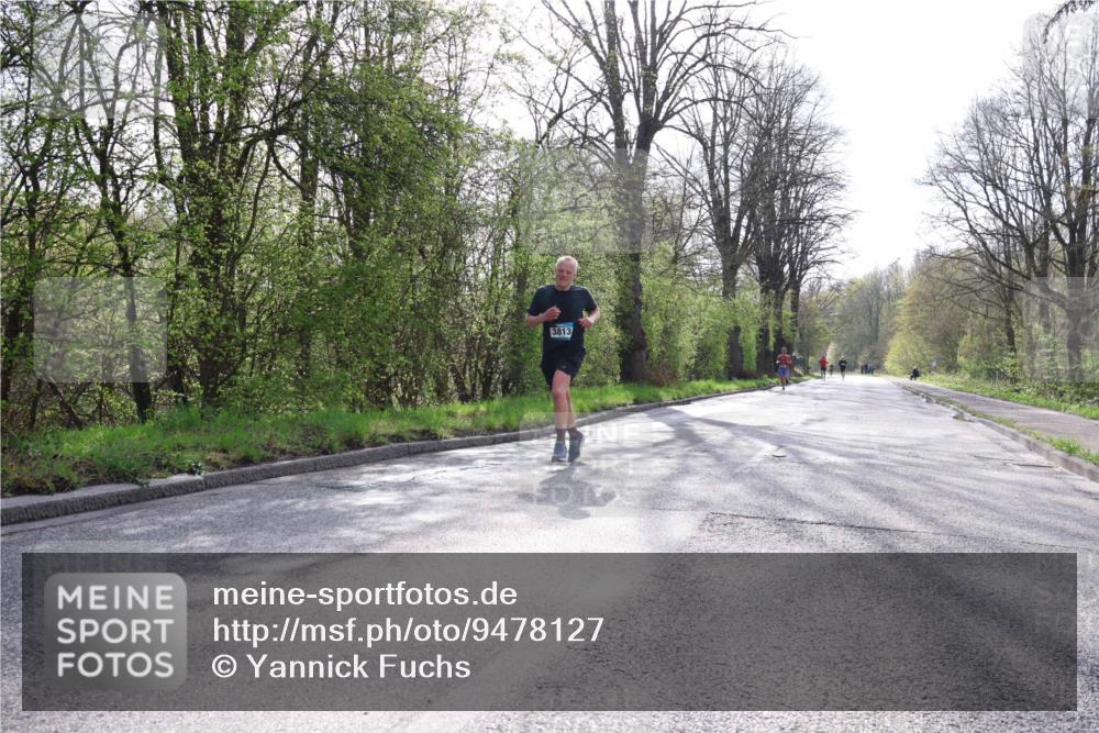 12.04.2026 - 45. Internationalen Wilhelmsburger Insellauf Yannick Fuchs http://msf.ph/oto/9478127 12.04.2026 10:15:10 Laufen 21, 3813 meine-sportfotos.de