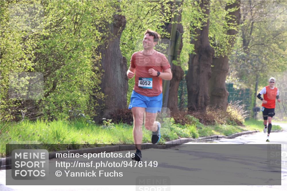 12.04.2026 - 45. Internationalen Wilhelmsburger Insellauf Yannick Fuchs http://msf.ph/oto/9478149 12.04.2026 10:15:13 Laufen 4052 meine-sportfotos.de