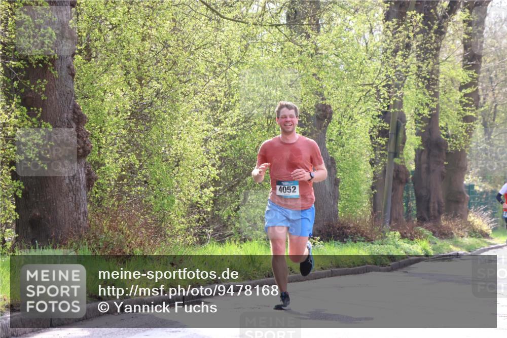 12.04.2026 - 45. Internationalen Wilhelmsburger Insellauf Yannick Fuchs http://msf.ph/oto/9478168 12.04.2026 10:15:15 Laufen 4052 meine-sportfotos.de