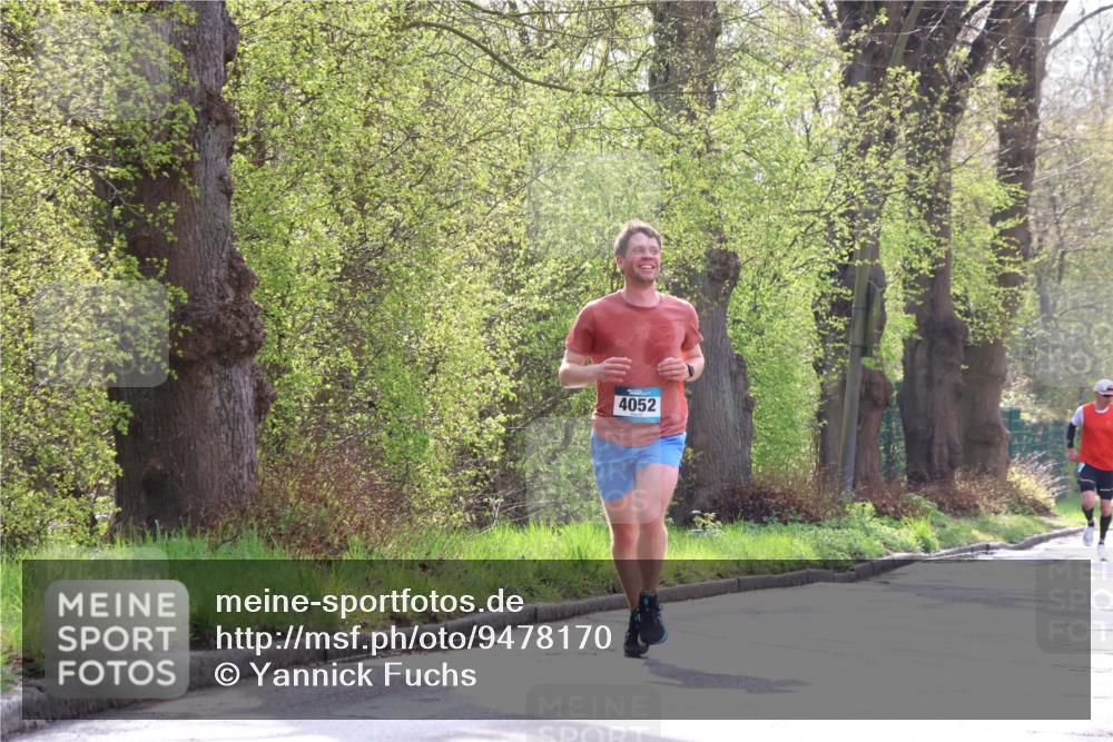 12.04.2026 - 45. Internationalen Wilhelmsburger Insellauf Yannick Fuchs http://msf.ph/oto/9478170 12.04.2026 10:15:15 Laufen 4052 meine-sportfotos.de