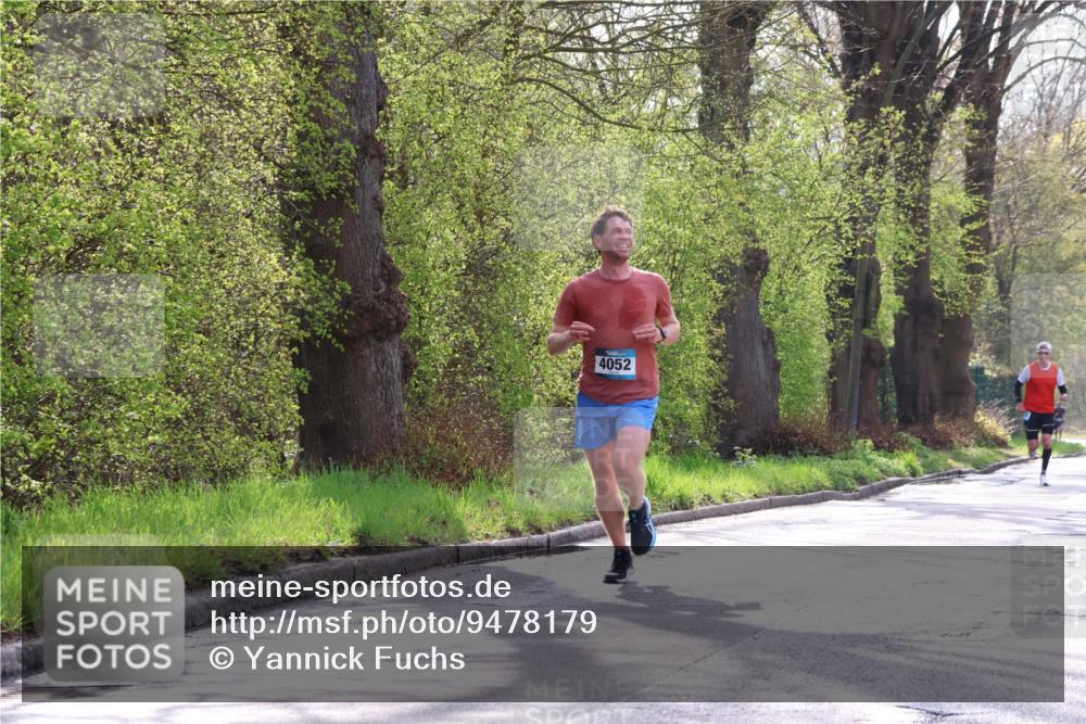 12.04.2026 - 45. Internationalen Wilhelmsburger Insellauf Yannick Fuchs http://msf.ph/oto/9478179 12.04.2026 10:15:15 Laufen 4052 meine-sportfotos.de