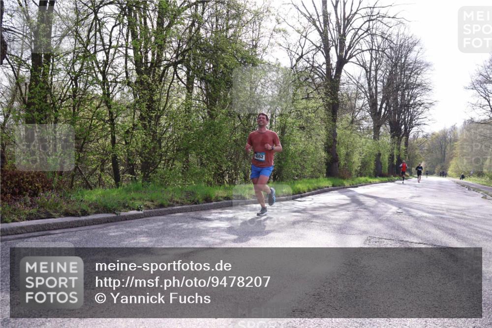 12.04.2026 - 45. Internationalen Wilhelmsburger Insellauf Yannick Fuchs http://msf.ph/oto/9478207 12.04.2026 10:15:18 Laufen 4052 meine-sportfotos.de