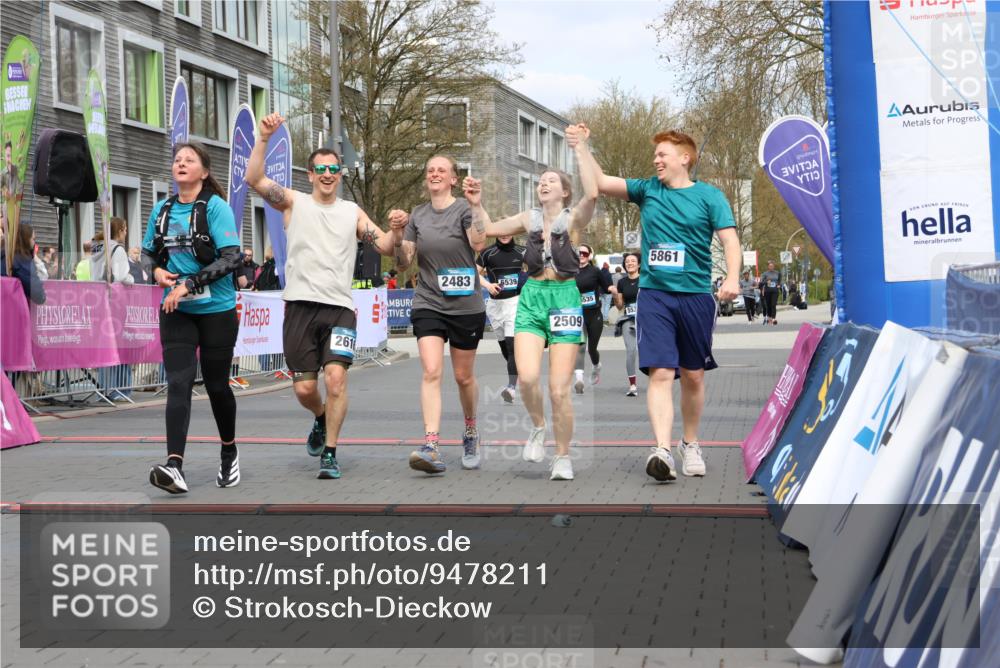 12.04.2026 - 45. Internationalen Wilhelmsburger Insellauf Strokosch-Dieckow http://msf.ph/oto/9478211 12.04.2026 13:29:49 Ziel 2340, 5861, 2509, 2483, 2616, 5535, 5536, 5539 meine-sportfotos.de