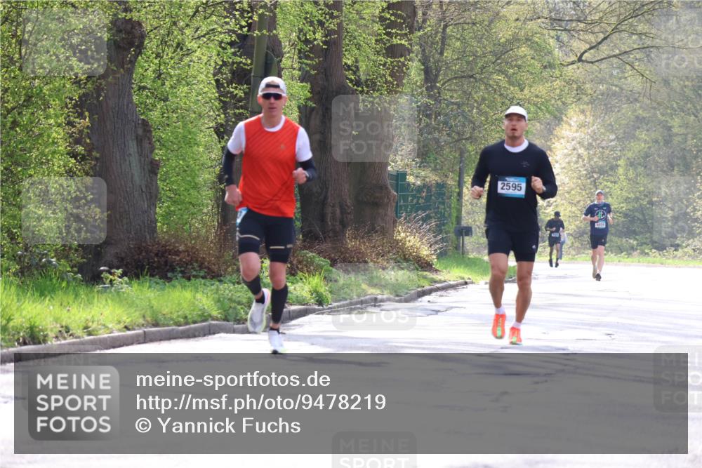 12.04.2026 - 45. Internationalen Wilhelmsburger Insellauf Yannick Fuchs http://msf.ph/oto/9478219 12.04.2026 10:15:20 Laufen 2595 meine-sportfotos.de