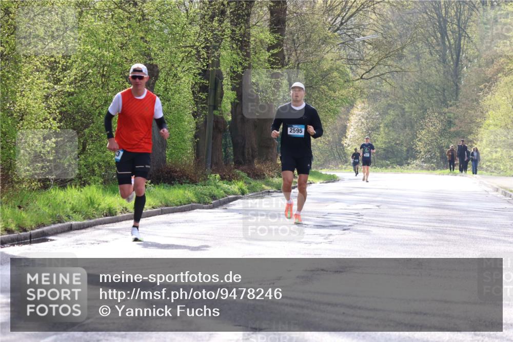 12.04.2026 - 45. Internationalen Wilhelmsburger Insellauf Yannick Fuchs http://msf.ph/oto/9478246 12.04.2026 10:15:22 Laufen 2595 meine-sportfotos.de
