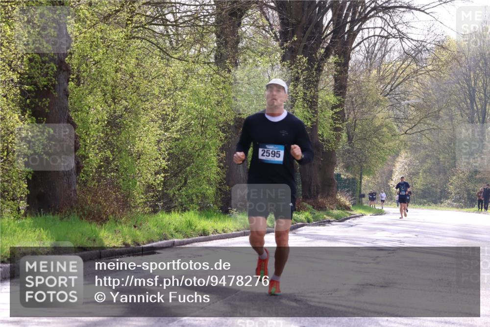 12.04.2026 - 45. Internationalen Wilhelmsburger Insellauf Yannick Fuchs http://msf.ph/oto/9478276 12.04.2026 10:15:25 Laufen 2595 meine-sportfotos.de
