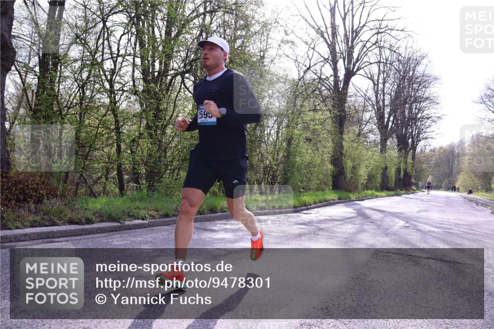 12.04.2026 - 45. Internationalen Wilhelmsburger Insellauf Yannick Fuchs http://msf.ph/oto/9478301 12.04.2026 10:15:28 Laufen 2595 meine-sportfotos.de