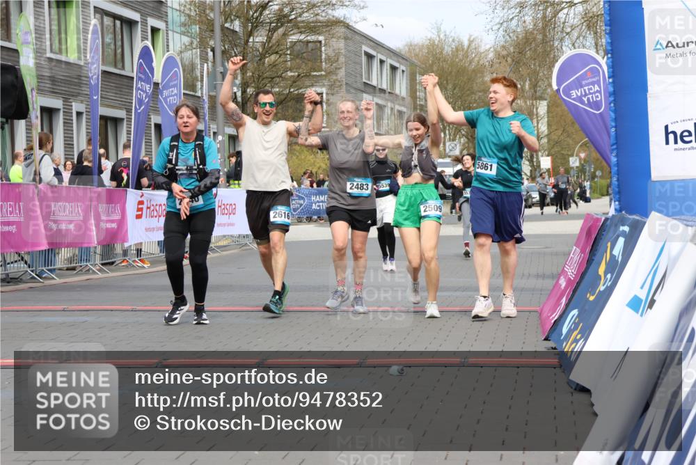 12.04.2026 - 45. Internationalen Wilhelmsburger Insellauf Strokosch-Dieckow http://msf.ph/oto/9478352 12.04.2026 13:29:48 Ziel 2650, 2340, 5861, 2509, 2483, 2616, 5535, 5536, 5539 meine-sportfotos.de