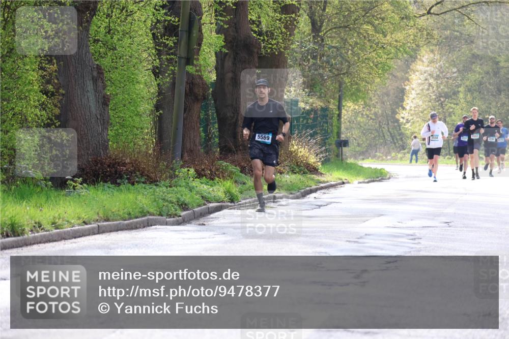 12.04.2026 - 45. Internationalen Wilhelmsburger Insellauf Yannick Fuchs http://msf.ph/oto/9478377 12.04.2026 10:15:45 Laufen 5569 meine-sportfotos.de