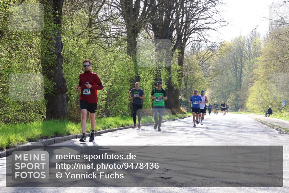 12.04.2026 - 45. Internationalen Wilhelmsburger Insellauf Yannick Fuchs http://msf.ph/oto/9478436 12.04.2026 10:29:12 Laufen  meine-sportfotos.de