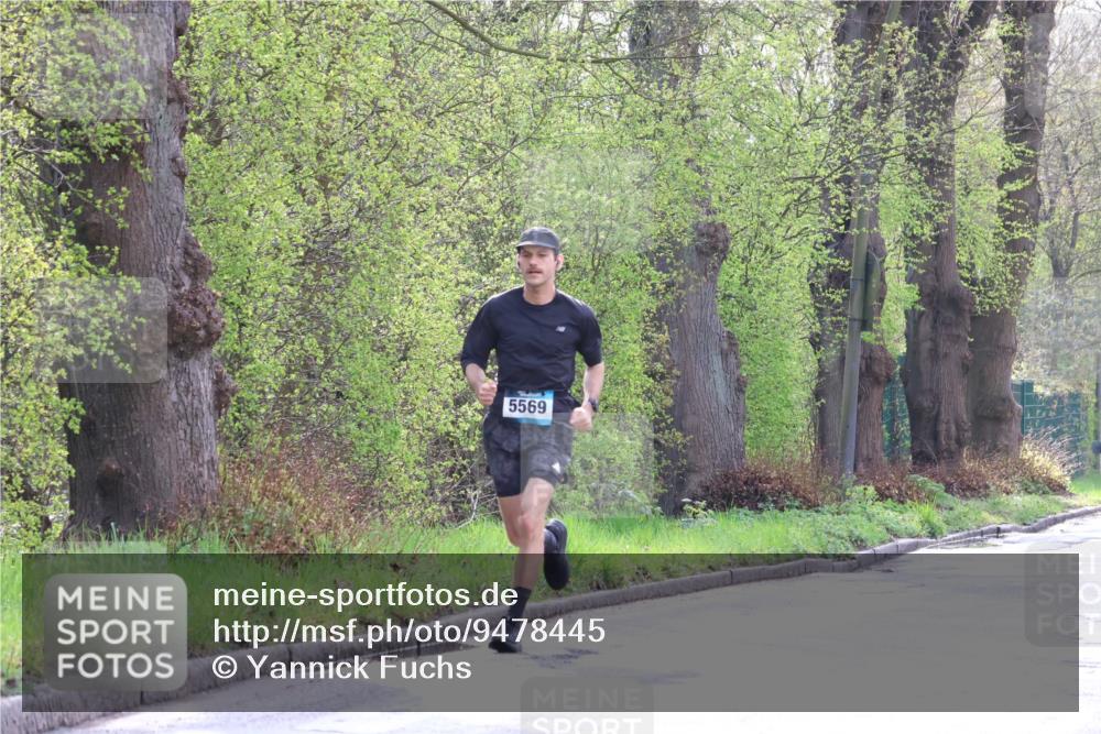 12.04.2026 - 45. Internationalen Wilhelmsburger Insellauf Yannick Fuchs http://msf.ph/oto/9478445 12.04.2026 10:15:51 Laufen 5569 meine-sportfotos.de