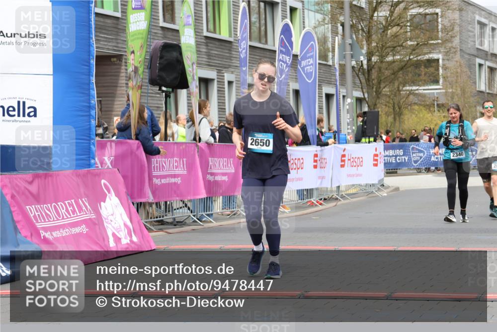 12.04.2026 - 45. Internationalen Wilhelmsburger Insellauf Strokosch-Dieckow http://msf.ph/oto/9478447 12.04.2026 13:29:44 Ziel 2650, 2340, 5861, 2509, 2483, 2616 meine-sportfotos.de