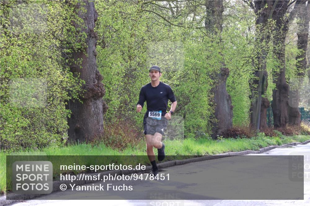 12.04.2026 - 45. Internationalen Wilhelmsburger Insellauf Yannick Fuchs http://msf.ph/oto/9478451 12.04.2026 10:15:52 Laufen 5569 meine-sportfotos.de