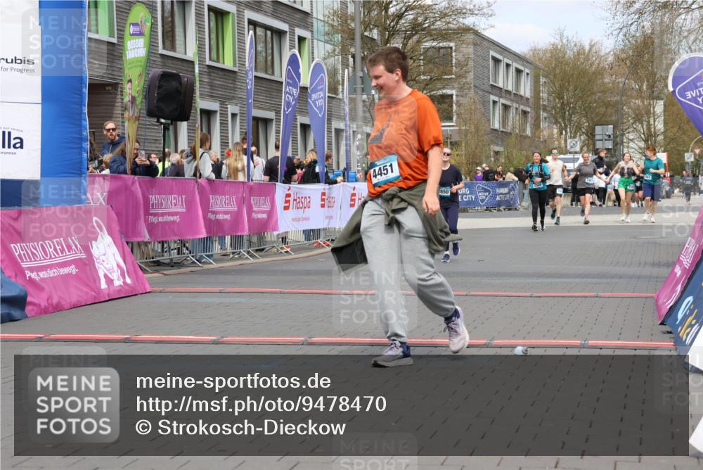 12.04.2026 - 45. Internationalen Wilhelmsburger Insellauf Strokosch-Dieckow http://msf.ph/oto/9478470 12.04.2026 13:29:40 Ziel 4451, 2650 meine-sportfotos.de