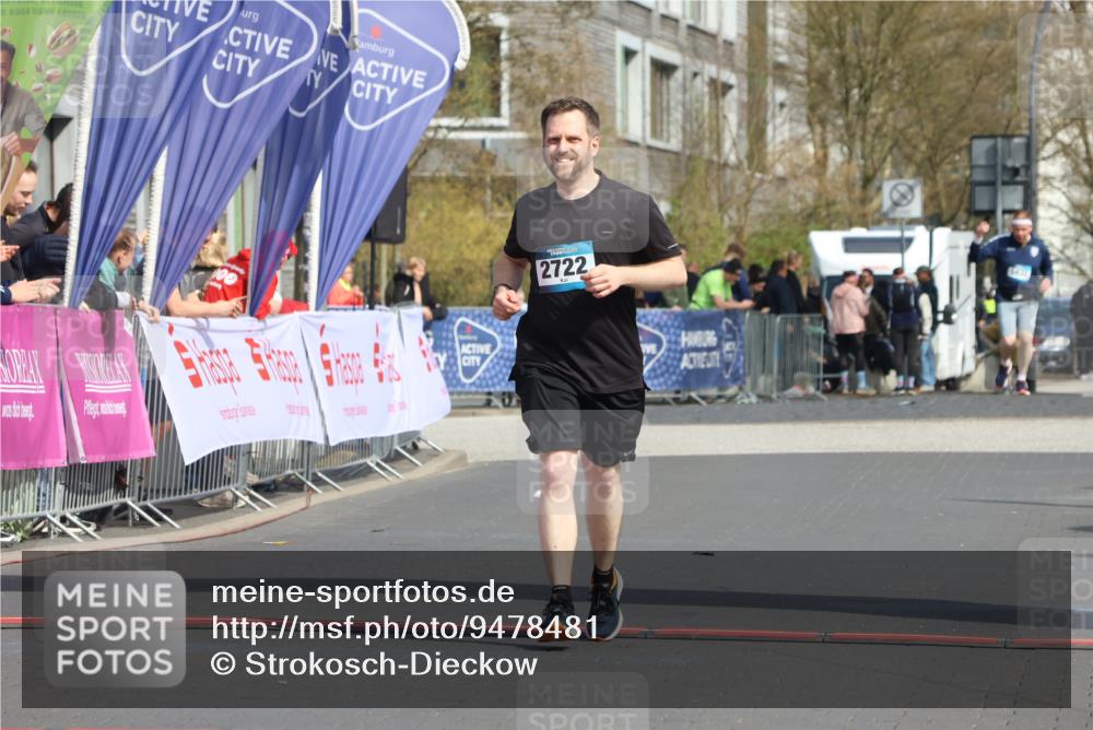 12.04.2026 - 45. Internationalen Wilhelmsburger Insellauf Strokosch-Dieckow http://msf.ph/oto/9478481 12.04.2026 11:42:48 Ziel 2722 meine-sportfotos.de