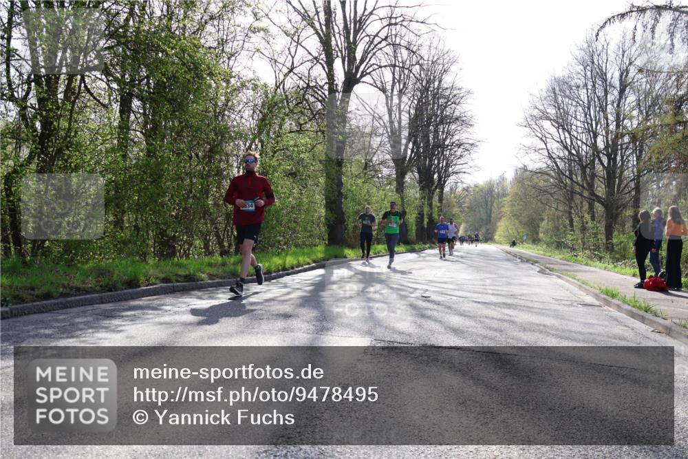 12.04.2026 - 45. Internationalen Wilhelmsburger Insellauf Yannick Fuchs http://msf.ph/oto/9478495 12.04.2026 10:29:15 Laufen  meine-sportfotos.de