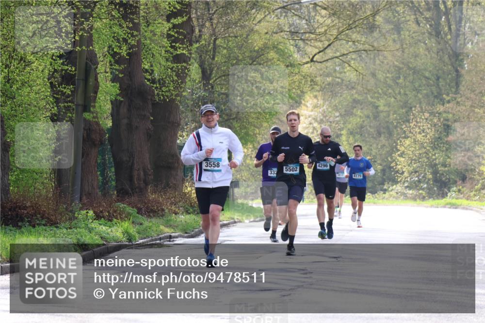12.04.2026 - 45. Internationalen Wilhelmsburger Insellauf Yannick Fuchs http://msf.ph/oto/9478511 12.04.2026 10:15:58 Laufen 3558, 4296, 5502, 332, 3812, 4175 meine-sportfotos.de