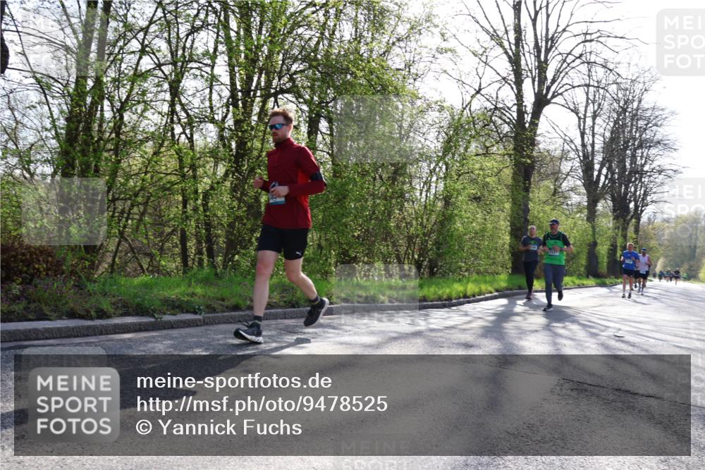 12.04.2026 - 45. Internationalen Wilhelmsburger Insellauf Yannick Fuchs http://msf.ph/oto/9478525 12.04.2026 10:29:16 Laufen  meine-sportfotos.de