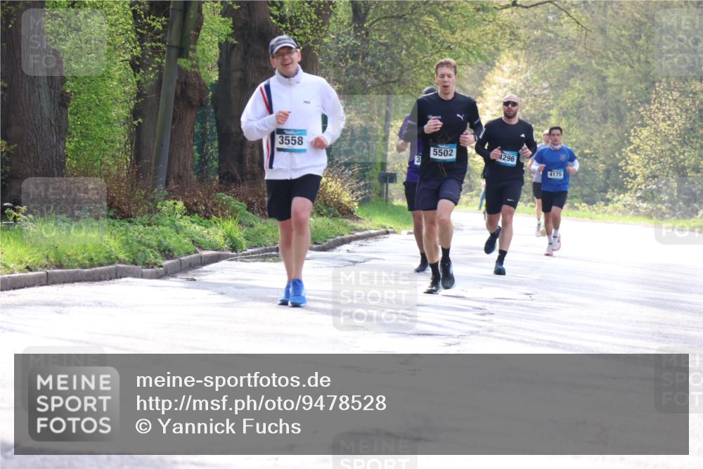 12.04.2026 - 45. Internationalen Wilhelmsburger Insellauf Yannick Fuchs http://msf.ph/oto/9478528 12.04.2026 10:15:59 Laufen 3558, 3, 5502, 4296, 4175 meine-sportfotos.de