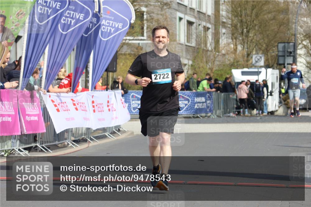 12.04.2026 - 45. Internationalen Wilhelmsburger Insellauf Strokosch-Dieckow http://msf.ph/oto/9478543 12.04.2026 11:42:48 Ziel 2722 meine-sportfotos.de