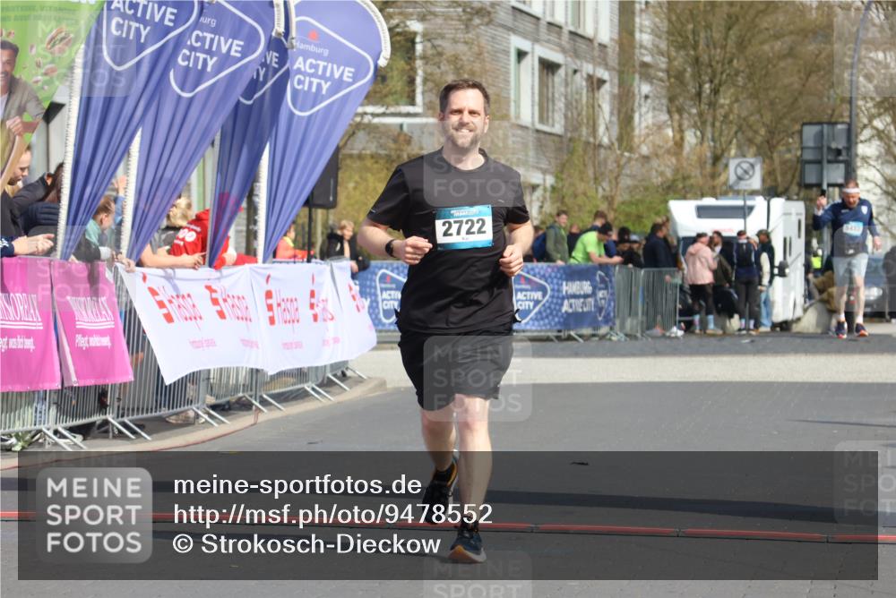 12.04.2026 - 45. Internationalen Wilhelmsburger Insellauf Strokosch-Dieckow http://msf.ph/oto/9478552 12.04.2026 11:42:48 Ziel 2722 meine-sportfotos.de