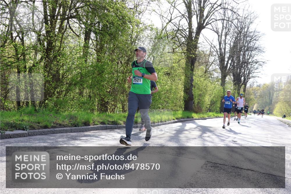 12.04.2026 - 45. Internationalen Wilhelmsburger Insellauf Yannick Fuchs http://msf.ph/oto/9478570 12.04.2026 10:29:18 Laufen  meine-sportfotos.de