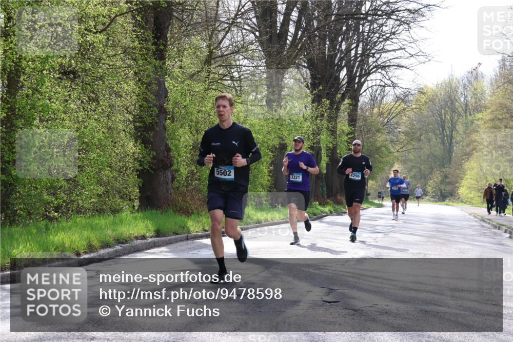 12.04.2026 - 45. Internationalen Wilhelmsburger Insellauf Yannick Fuchs http://msf.ph/oto/9478598 12.04.2026 10:16:06 Laufen 5502, 3321, 4296, 4175 meine-sportfotos.de