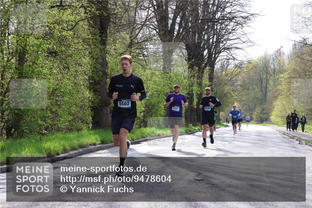 12.04.2026 - 45. Internationalen Wilhelmsburger Insellauf Yannick Fuchs http://msf.ph/oto/9478604 12.04.2026 10:16:06 Laufen 5502, 4296, 3321, 4175 meine-sportfotos.de