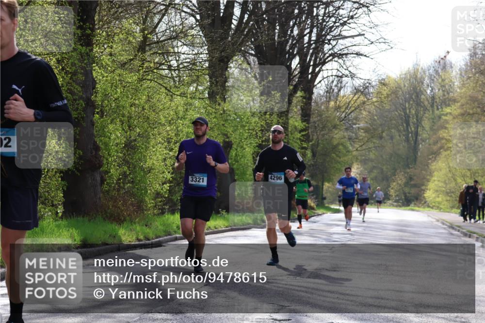 12.04.2026 - 45. Internationalen Wilhelmsburger Insellauf Yannick Fuchs http://msf.ph/oto/9478615 12.04.2026 10:16:07 Laufen 02, 3321, 4296, 4975 meine-sportfotos.de
