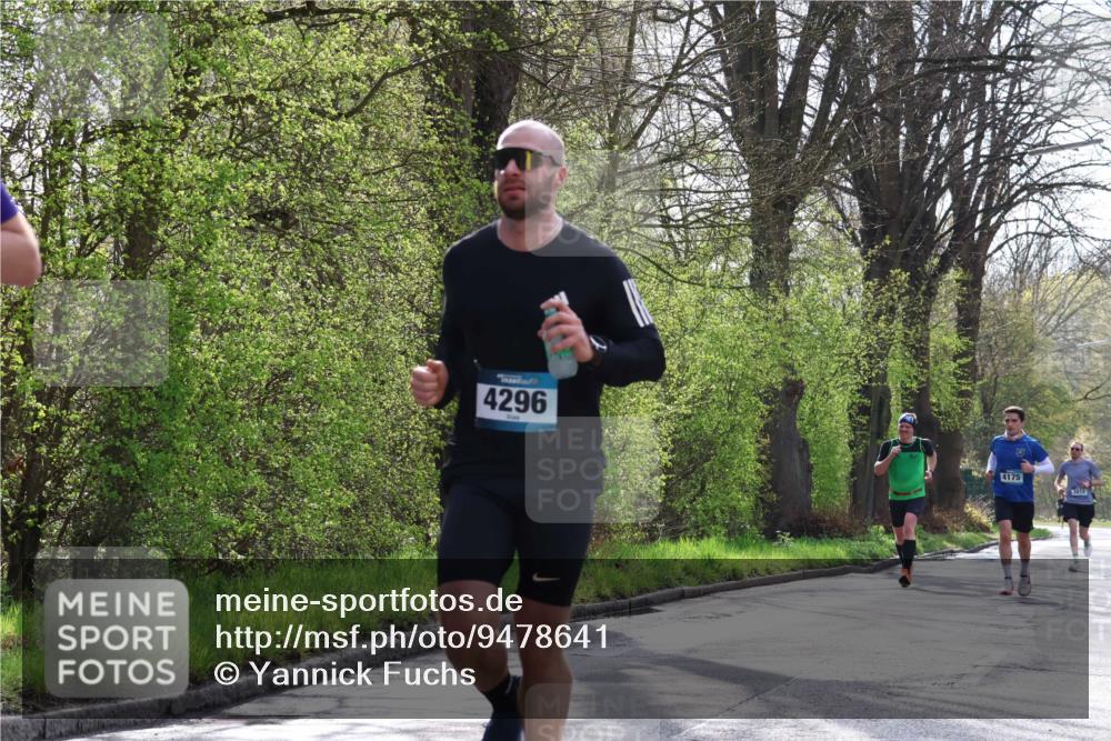 12.04.2026 - 45. Internationalen Wilhelmsburger Insellauf Yannick Fuchs http://msf.ph/oto/9478641 12.04.2026 10:16:09 Laufen 4296, 4175, 3812 meine-sportfotos.de