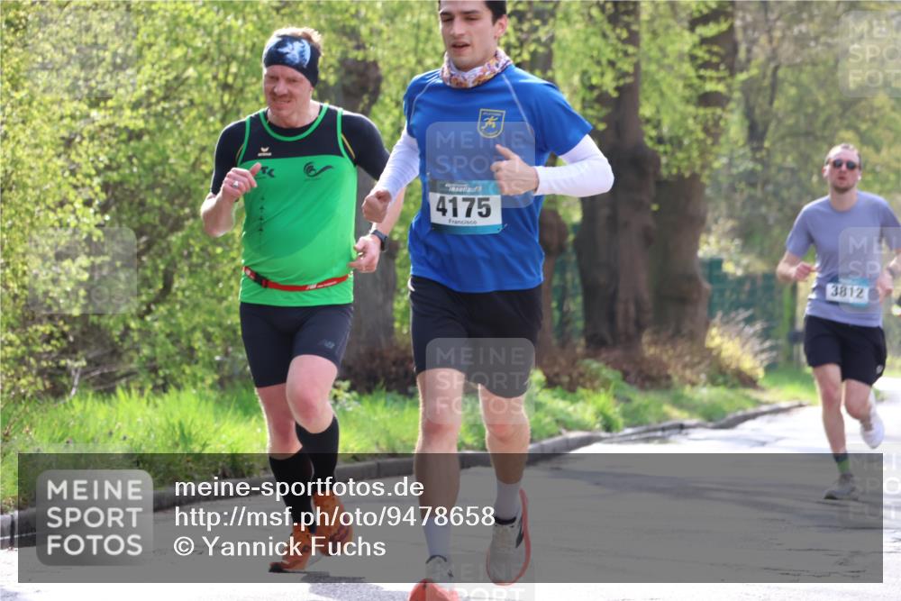 12.04.2026 - 45. Internationalen Wilhelmsburger Insellauf Yannick Fuchs http://msf.ph/oto/9478658 12.04.2026 10:16:12 Laufen 4175, 3812 meine-sportfotos.de