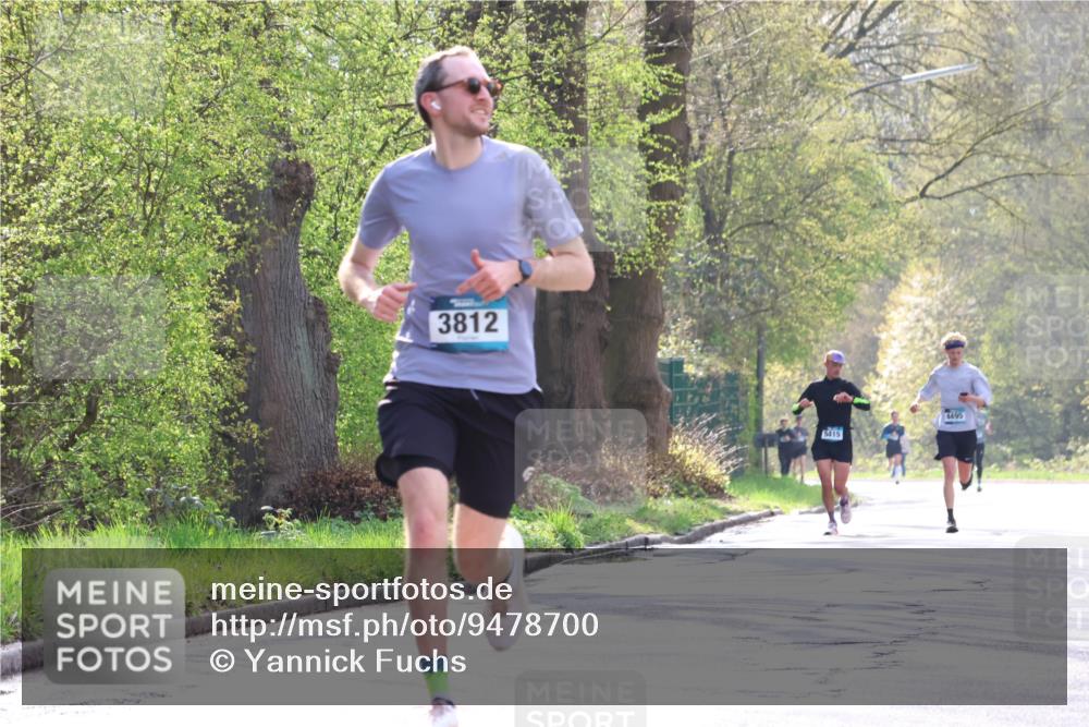 12.04.2026 - 45. Internationalen Wilhelmsburger Insellauf Yannick Fuchs http://msf.ph/oto/9478700 12.04.2026 10:16:15 Laufen 3812, 5415, 4495 meine-sportfotos.de