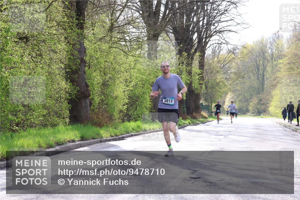 12.04.2026 - 45. Internationalen Wilhelmsburger Insellauf Yannick Fuchs http://msf.ph/oto/9478710 12.04.2026 10:16:16 Laufen 3812 meine-sportfotos.de