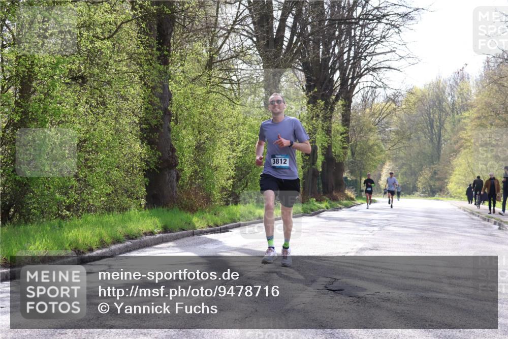 12.04.2026 - 45. Internationalen Wilhelmsburger Insellauf Yannick Fuchs http://msf.ph/oto/9478716 12.04.2026 10:16:17 Laufen 3812 meine-sportfotos.de