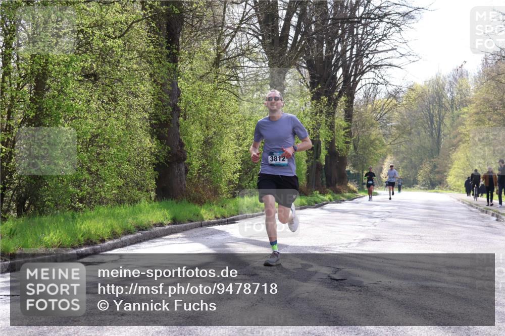 12.04.2026 - 45. Internationalen Wilhelmsburger Insellauf Yannick Fuchs http://msf.ph/oto/9478718 12.04.2026 10:16:17 Laufen 3812 meine-sportfotos.de
