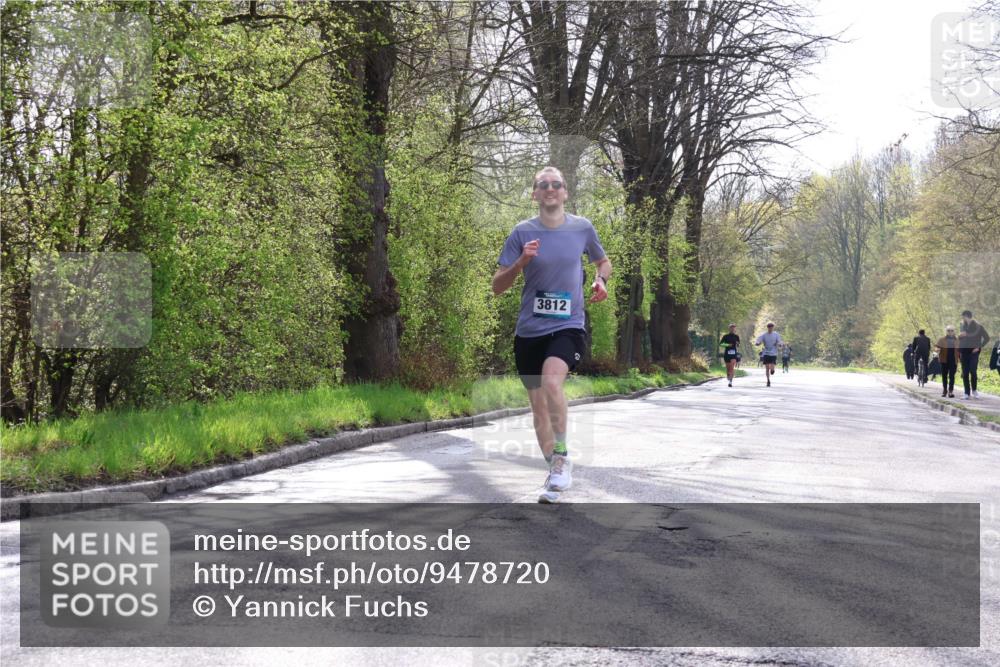 12.04.2026 - 45. Internationalen Wilhelmsburger Insellauf Yannick Fuchs http://msf.ph/oto/9478720 12.04.2026 10:16:17 Laufen 3812 meine-sportfotos.de