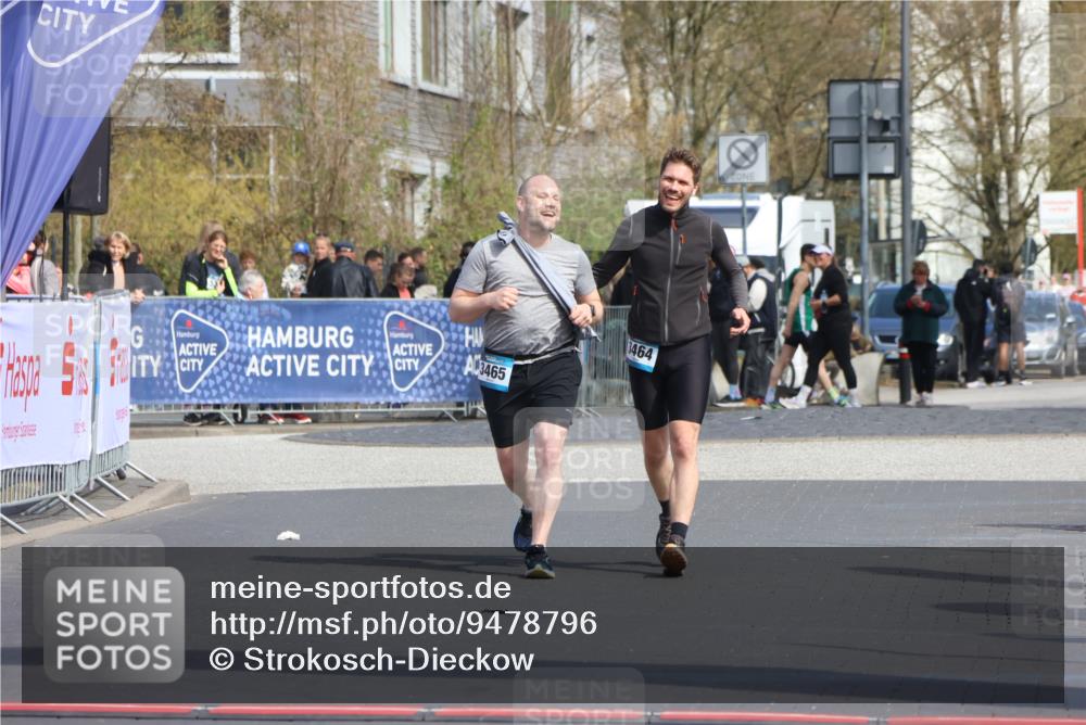12.04.2026 - 45. Internationalen Wilhelmsburger Insellauf Strokosch-Dieckow http://msf.ph/oto/9478796 12.04.2026 11:43:56 Ziel  meine-sportfotos.de