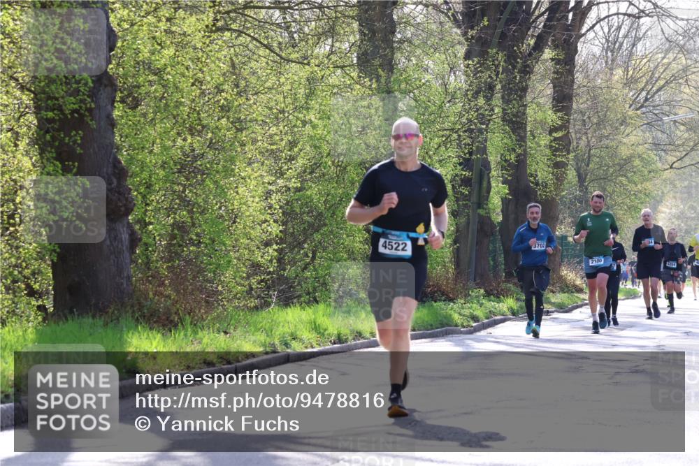 12.04.2026 - 45. Internationalen Wilhelmsburger Insellauf Yannick Fuchs http://msf.ph/oto/9478816 12.04.2026 10:29:32 Laufen  meine-sportfotos.de
