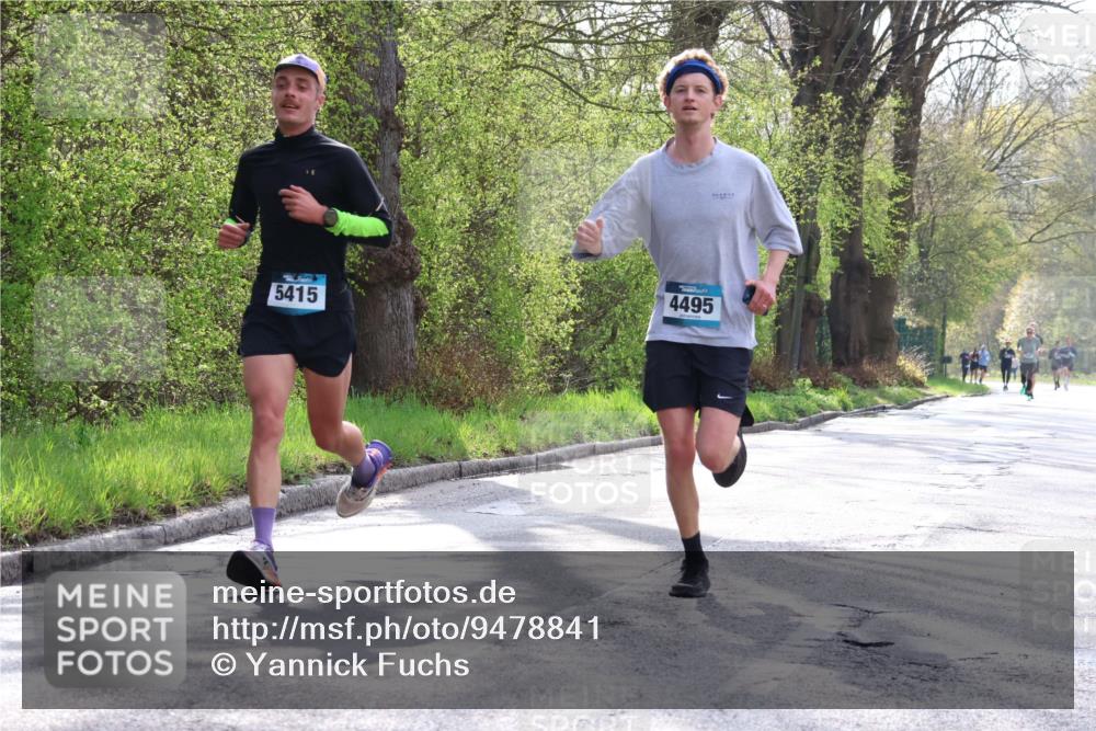 12.04.2026 - 45. Internationalen Wilhelmsburger Insellauf Yannick Fuchs http://msf.ph/oto/9478841 12.04.2026 10:16:28 Laufen 5415, 4495 meine-sportfotos.de