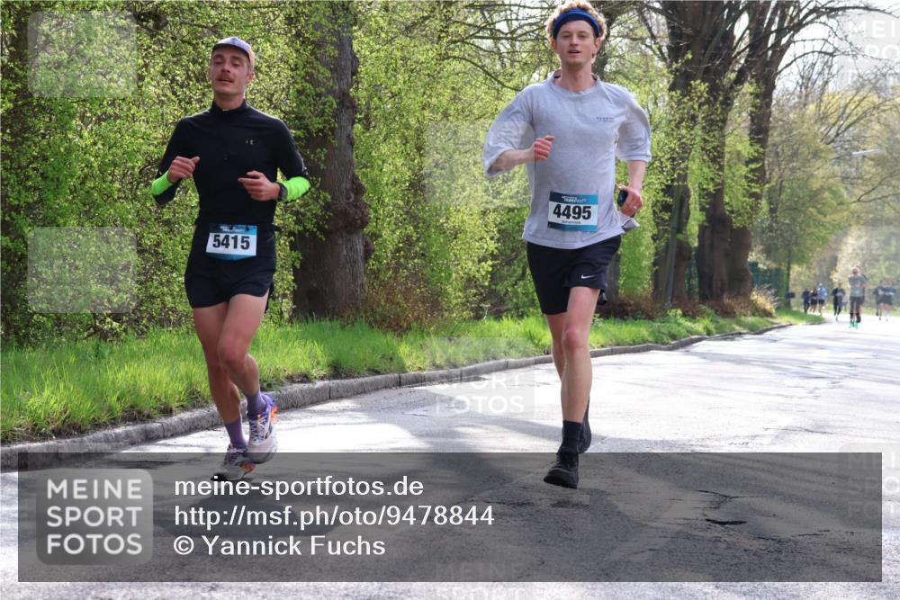 12.04.2026 - 45. Internationalen Wilhelmsburger Insellauf Yannick Fuchs http://msf.ph/oto/9478844 12.04.2026 10:16:28 Laufen 5415, 4495 meine-sportfotos.de