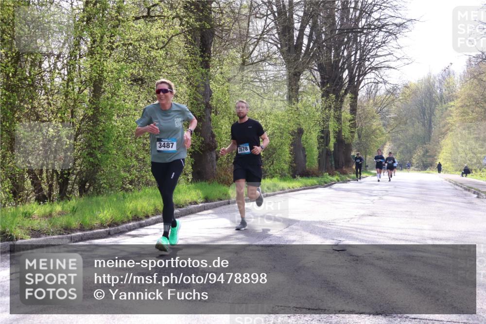 12.04.2026 - 45. Internationalen Wilhelmsburger Insellauf Yannick Fuchs http://msf.ph/oto/9478898 12.04.2026 10:16:45 Laufen 3487, 3578 meine-sportfotos.de