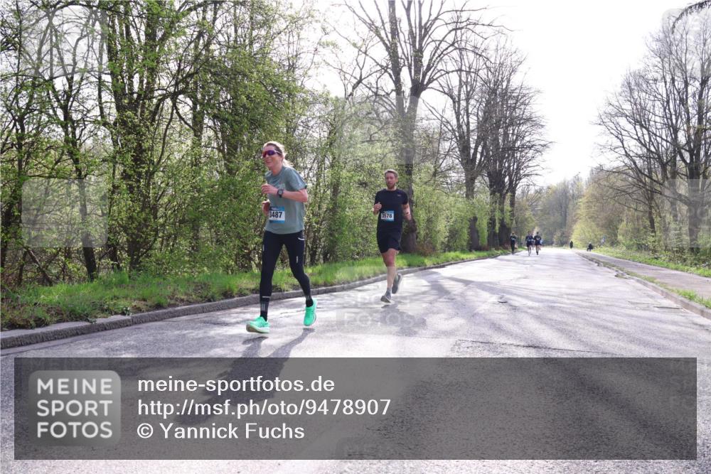 12.04.2026 - 45. Internationalen Wilhelmsburger Insellauf Yannick Fuchs http://msf.ph/oto/9478907 12.04.2026 10:16:46 Laufen 3487, 3578 meine-sportfotos.de
